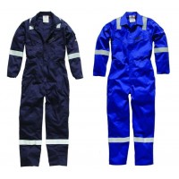 Safety coverall for oil and gas in safety clothing